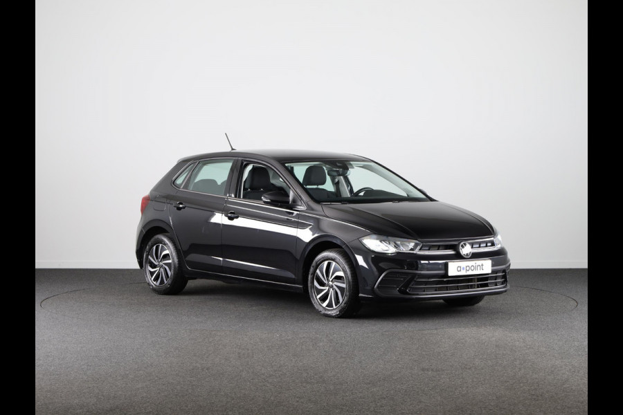 Volkswagen Polo 1.0 TSI Life Business 95 pk Automaat (DSG) | Verlengde garantie | Navigatie | Parkeersensoren | Adaptieve cruise control | Stoelverwarming |