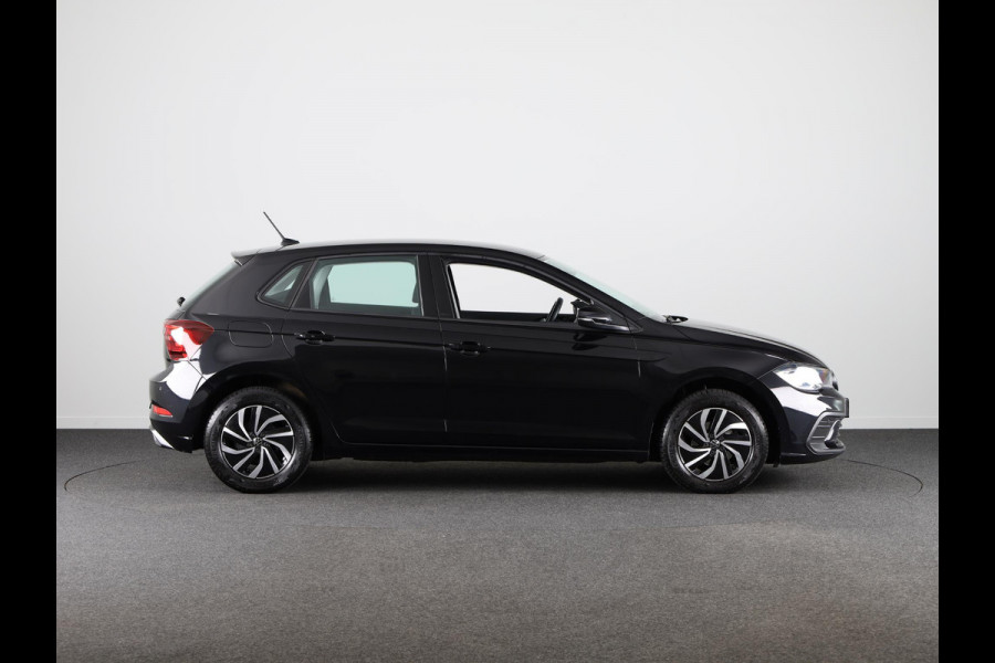 Volkswagen Polo 1.0 TSI Life Business 95 pk Automaat (DSG) | Verlengde garantie | Navigatie | Parkeersensoren | Adaptieve cruise control | Stoelverwarming |