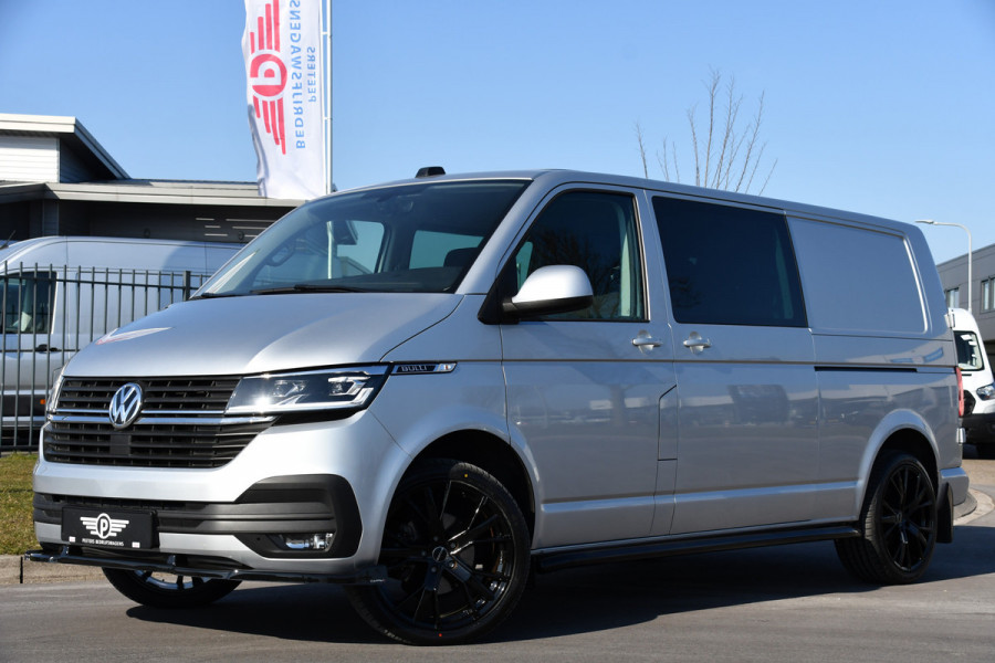 Volkswagen Transporter 2.0 TDI L2H1 30 DC Bulli Virtual, Adaptieve Cruise, Camera, Carplay, Automaat, Multimedia, 150PK, Trekhaak, Uniek!