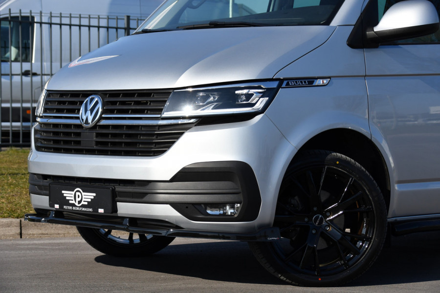 Volkswagen Transporter 2.0 TDI L2H1 30 DC Bulli Virtual, Adaptieve Cruise, Camera, Carplay, Automaat, Multimedia, 150PK, Trekhaak, Uniek!