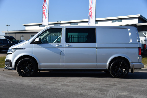 Volkswagen Transporter 2.0 TDI L2H1 30 DC Bulli Virtual, Adaptieve Cruise, Camera, Carplay, Automaat, Multimedia, 150PK, Trekhaak, Uniek!