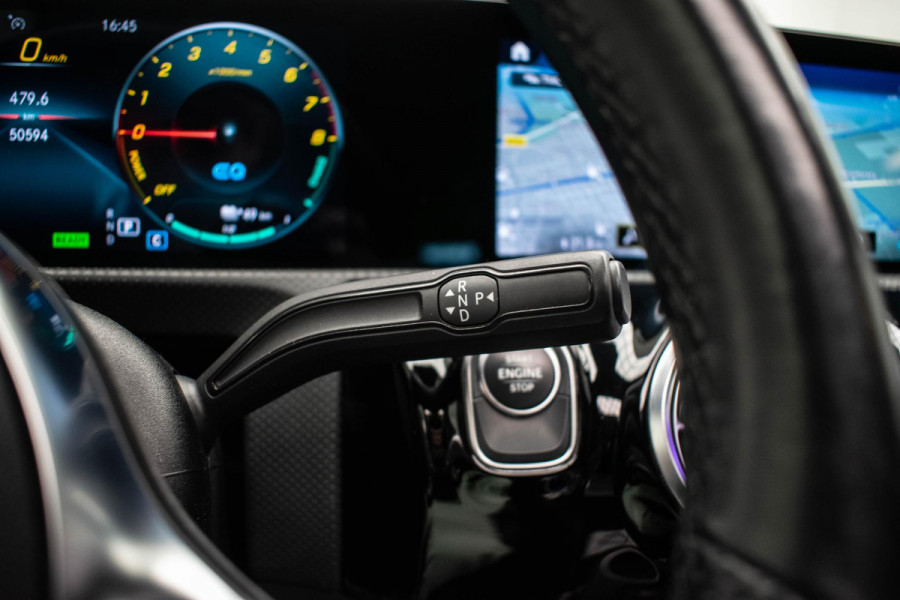 Mercedes-Benz CLA-Klasse 250 e AMG PANO|Dealer Onderhouden|12 Maanden Garantie|