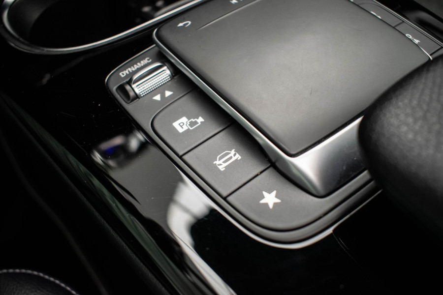 Mercedes-Benz CLA-Klasse 250 e AMG PANO|Dealer Onderhouden|12 Maanden Garantie|