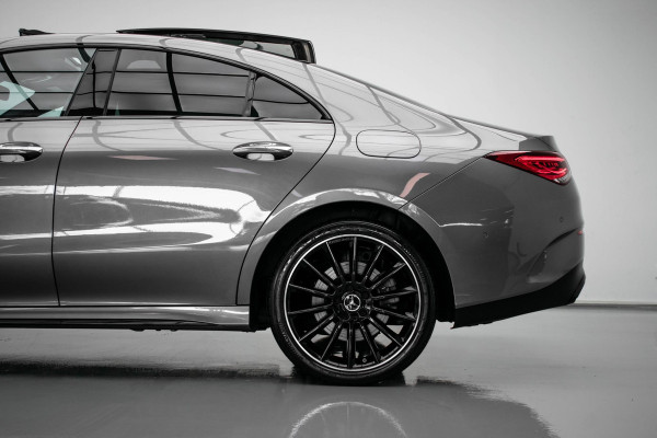 Mercedes-Benz CLA-Klasse 250 e AMG PANO|Dealer Onderhouden|12 Maanden Garantie|