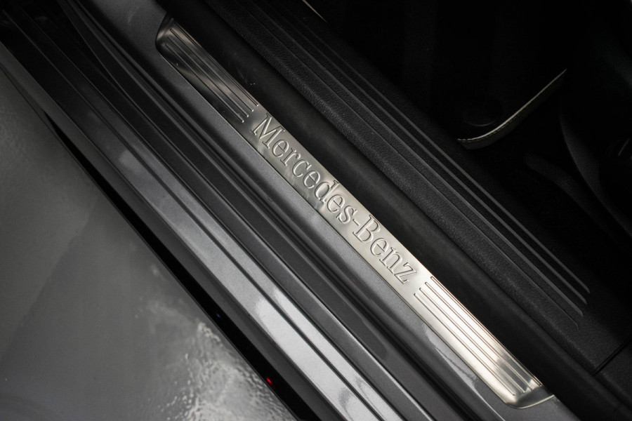 Mercedes-Benz CLA-Klasse 250 e AMG PANO|Dealer Onderhouden|12 Maanden Garantie|