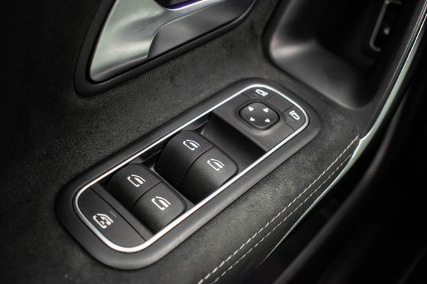 Mercedes-Benz CLA-Klasse 250 e AMG PANO|Dealer Onderhouden|12 Maanden Garantie|