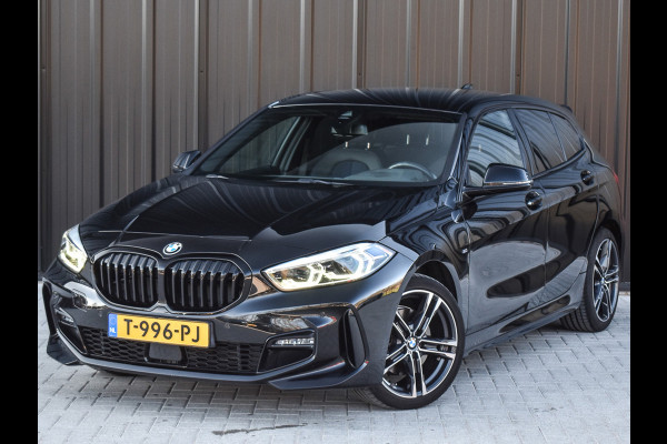 BMW 1-serie 118i | M-SPORT | CAMERA | LED | SPORTSTOEL |