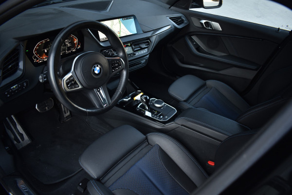 BMW 1-serie 118i | M-SPORT | CAMERA | LED | SPORTSTOEL |