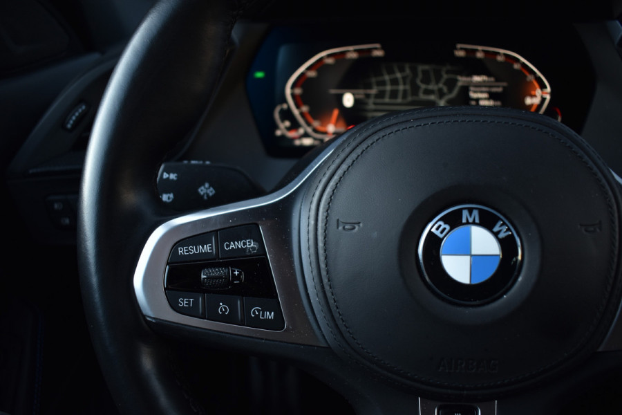 BMW 1-serie 118i | M-SPORT | CAMERA | LED | SPORTSTOEL |