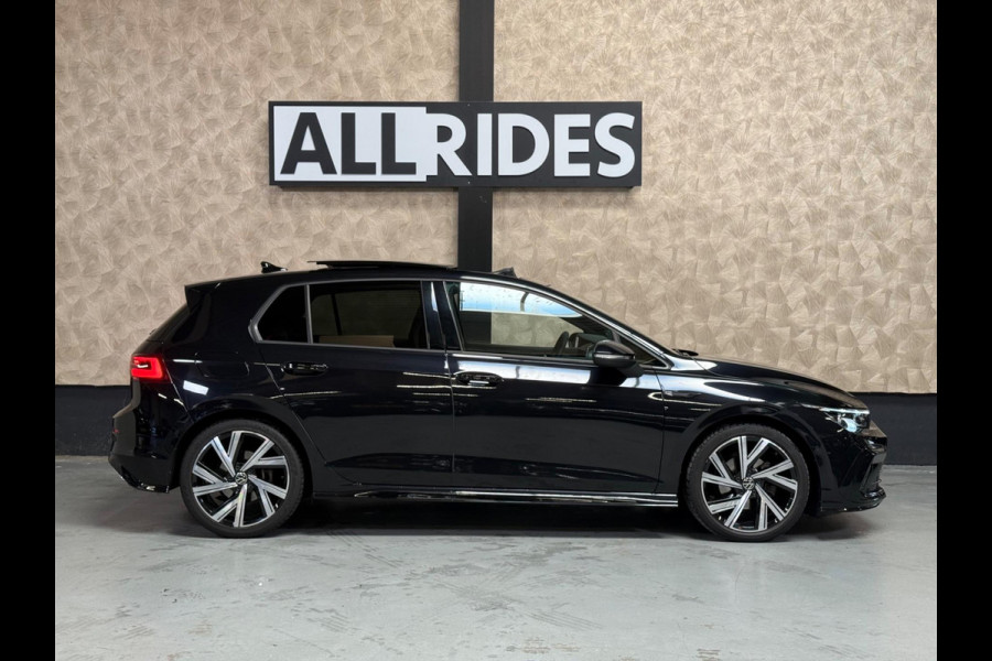 Volkswagen Golf 1.5 eTSI R-Line Business | pano | Keyless | sfeerverlichting | camera | Trekhaak | DAB |