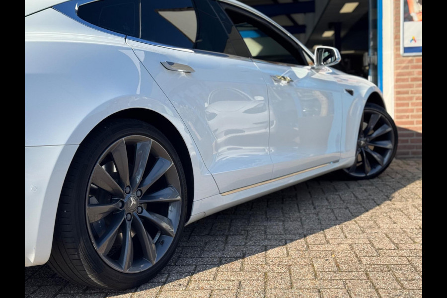Tesla Model S 100D LONG RANGE 420 km 2018 WIT NAVI NAP BTW!
