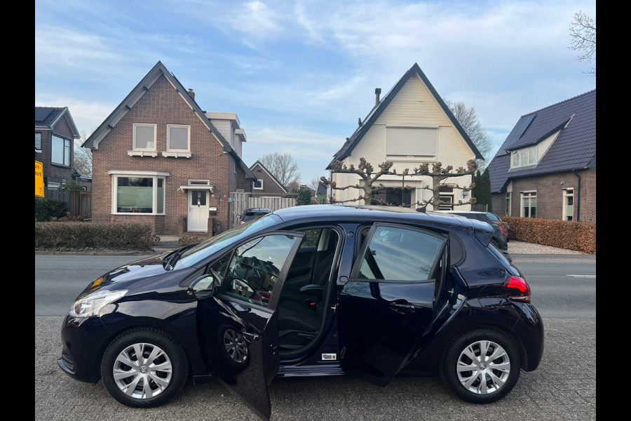 Peugeot 208 1.2 Automaat 103.000 km NL-AUTO-NAP.