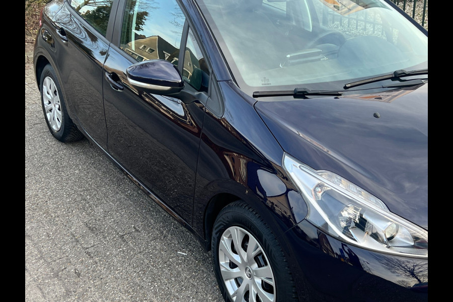 Peugeot 208 1.2 Automaat 103.000 km NL-AUTO-NAP.