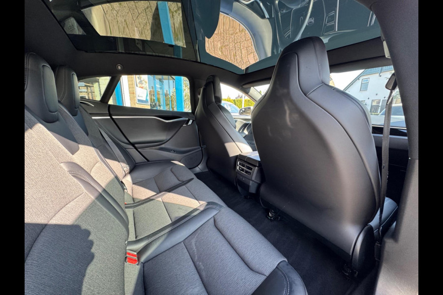 Tesla Model S 100D LONG RANGE 420 km 2018 WIT NAVI NAP BTW!