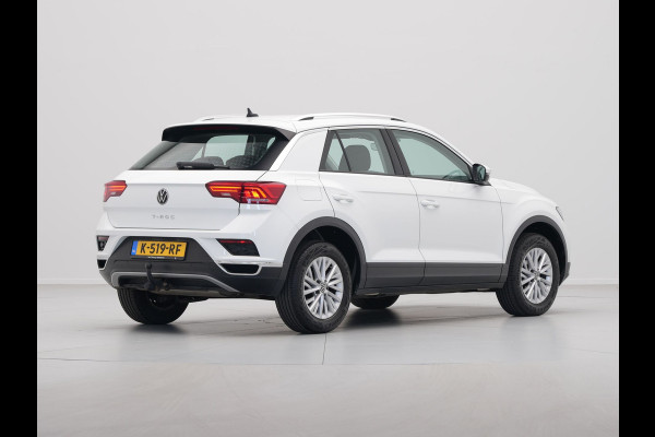 Volkswagen T-Roc 1.5 TSI 150pk DSG Style Business Navigatie Trekhaak Camera El. Ramen