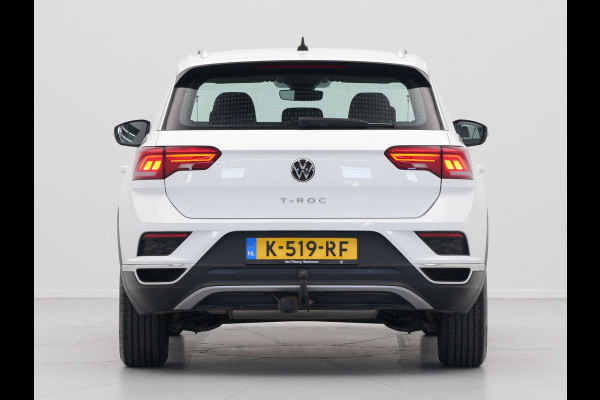 Volkswagen T-Roc 1.5 TSI 150pk DSG Style Business Navigatie Trekhaak Camera El. Ramen