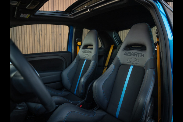 Abarth 695 Tributo 131 Rally | Pano-dak | Handbak | Sabelt stoelen | One of 695