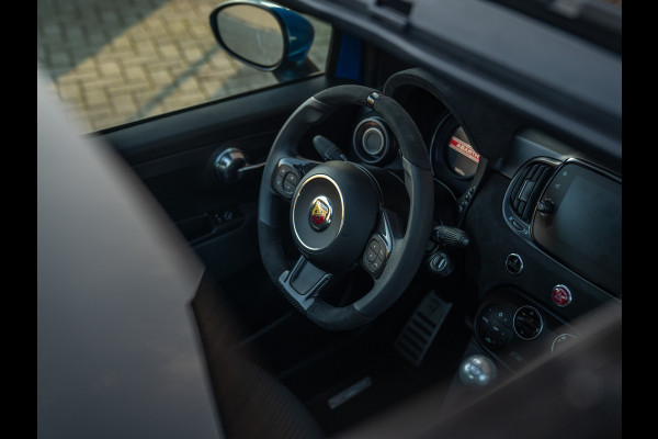 Abarth 695 Tributo 131 Rally | Pano-dak | Handbak | Sabelt stoelen | One of 695