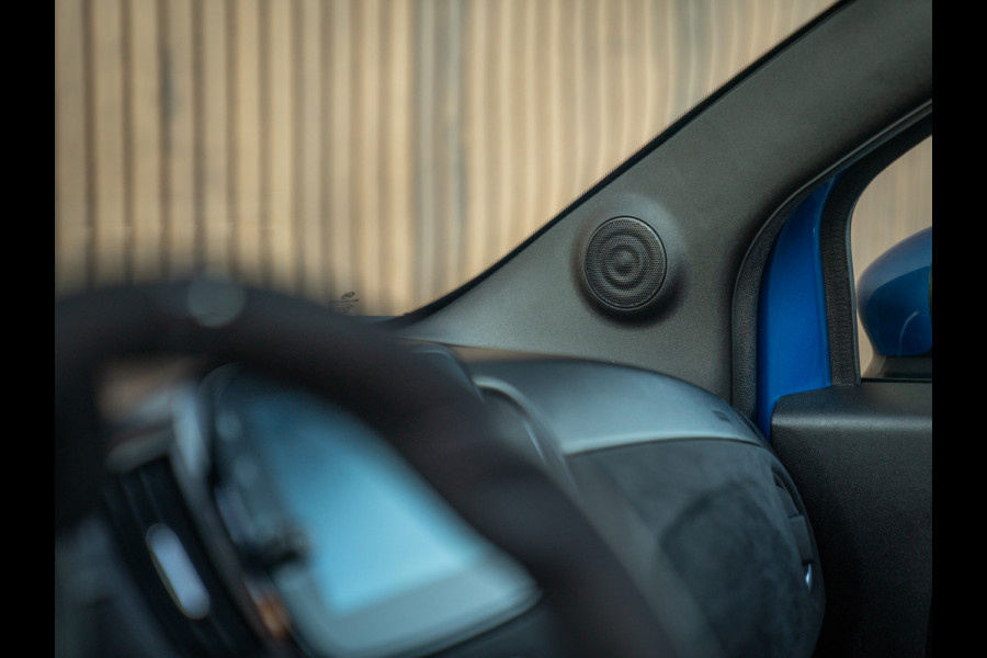 Abarth 695 Tributo 131 Rally | Pano-dak | Handbak | Sabelt stoelen | One of 695