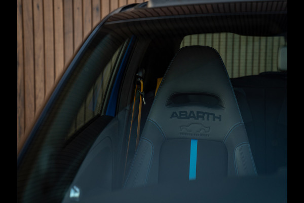 Abarth 695 Tributo 131 Rally | Pano-dak | Handbak | Sabelt stoelen | One of 695