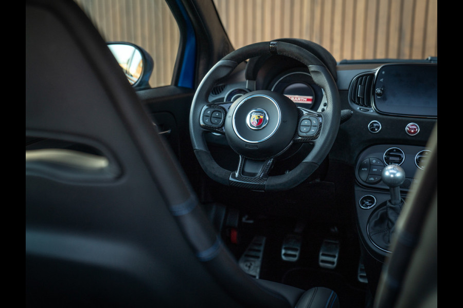 Abarth 695 Tributo 131 Rally | Pano-dak | Handbak | Sabelt stoelen | One of 695