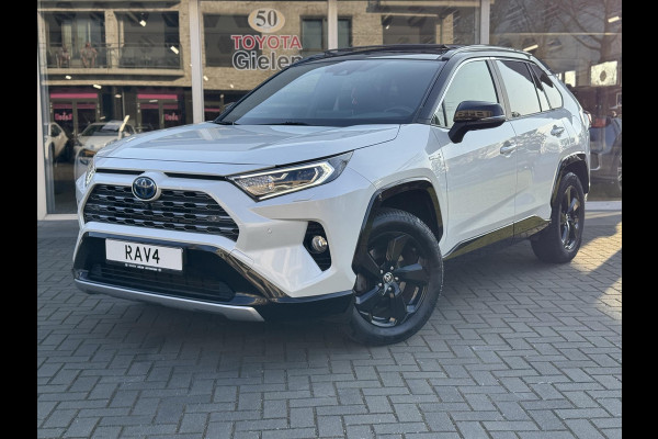 Toyota RAV4 2.5 Hybrid AWD Bi-Tone Plus | Panoramadak, JBL, Dodehoekherkenning, 360 camera, Stoel + Stuurverwarming, 4X4, 1.650KG Trekgewich