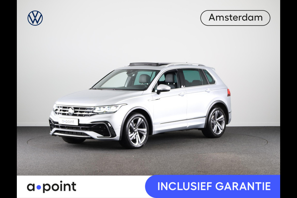 Volkswagen Tiguan 1.5 TSI R-Line Business 150 pk Automaat (DSG) | Verlengde garantie | Navigatie | Panoramadak | Elektr. trekhaak | Parkeersensoren (Park assist) | Achteruitrijcamera | Stoelverwarming | R-Line |