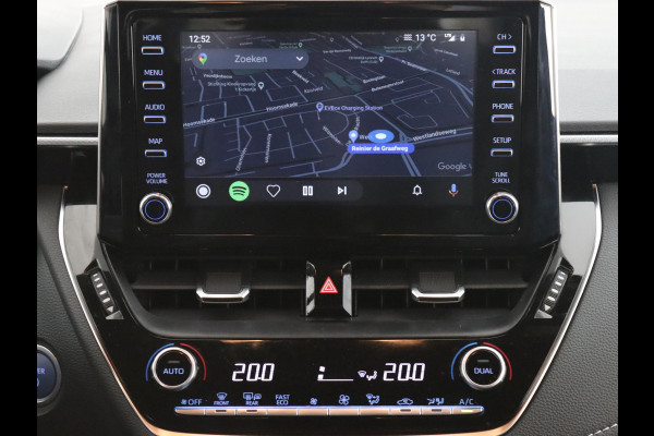 Toyota Corolla 1.8 Hybrid Black Edition | Apple Carplay & AndroidAUTO | Stoelverwarming | Privacy Glass |