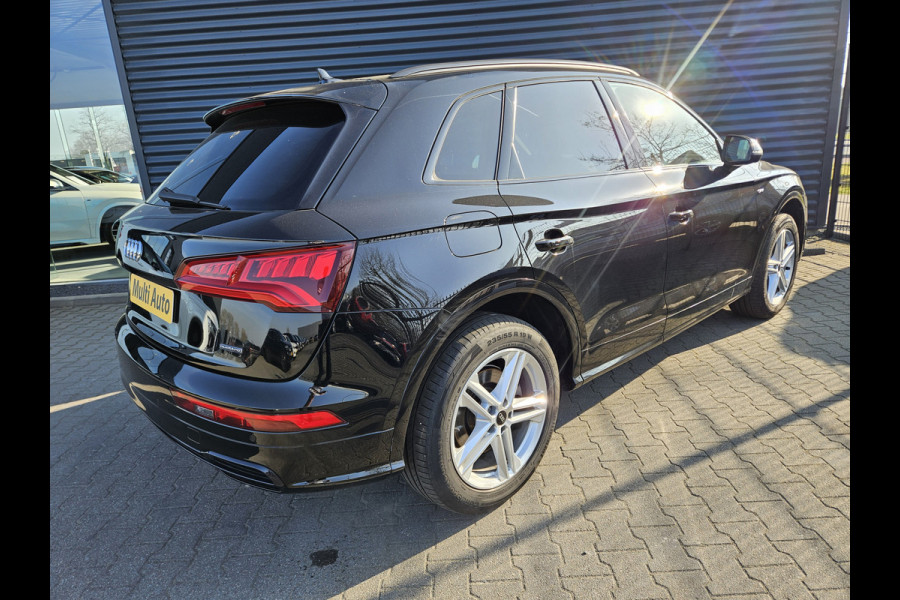 Audi Q5 50 TFSI e Quattro S Line Plug In Hybrid Dealer O.H PHEV | Trekhaak af Fabriek | Virtual | Navi Plus | 19"L.M | Apple Carplay | Keyless | Sportstoelen Verwarmd |