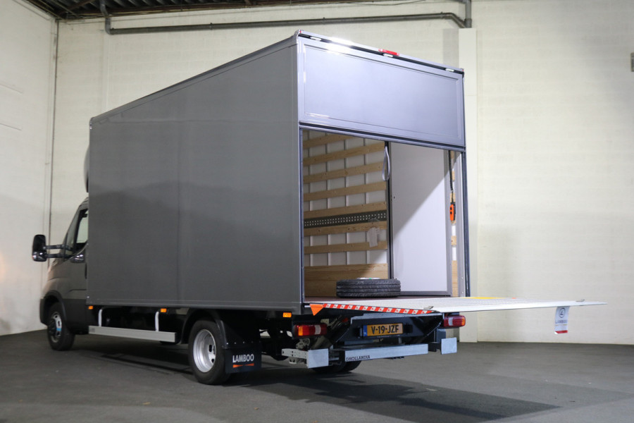 Iveco Daily 40C18 3.0 Automaat Meubelbak met Laadklep Automaat (Nieuw Model)