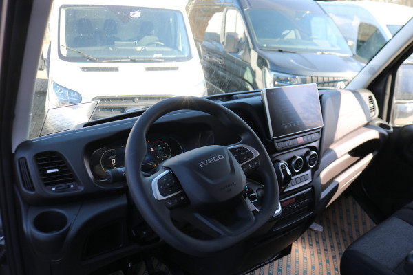 Iveco Daily 40C18 3.0 Automaat Meubelbak met Laadklep Automaat (Nieuw Model)