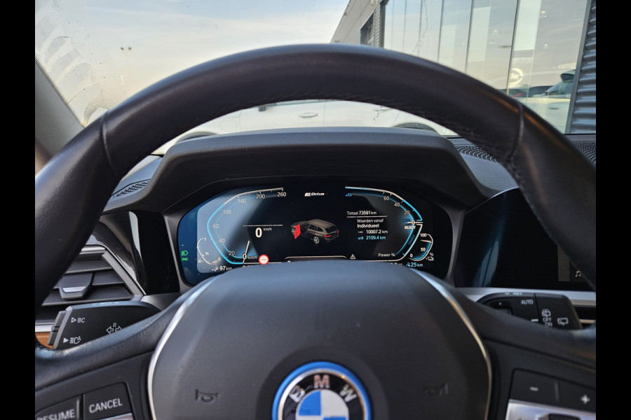 BMW 3 Serie Touring 330e Sportline Plug In Hybrid Dealer O.H PHEV | Head Up |  Lederen Sportstoelen Verwarmd | Apple Carplay | Keyless | Virtual | BLIS | Navi Full Map |