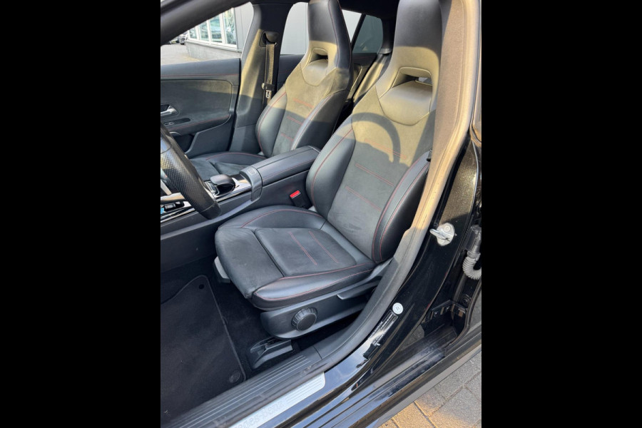 Mercedes-Benz CLA-Klasse Shooting Brake 180 AMG/Led/Pano/Sfeer/Cam/