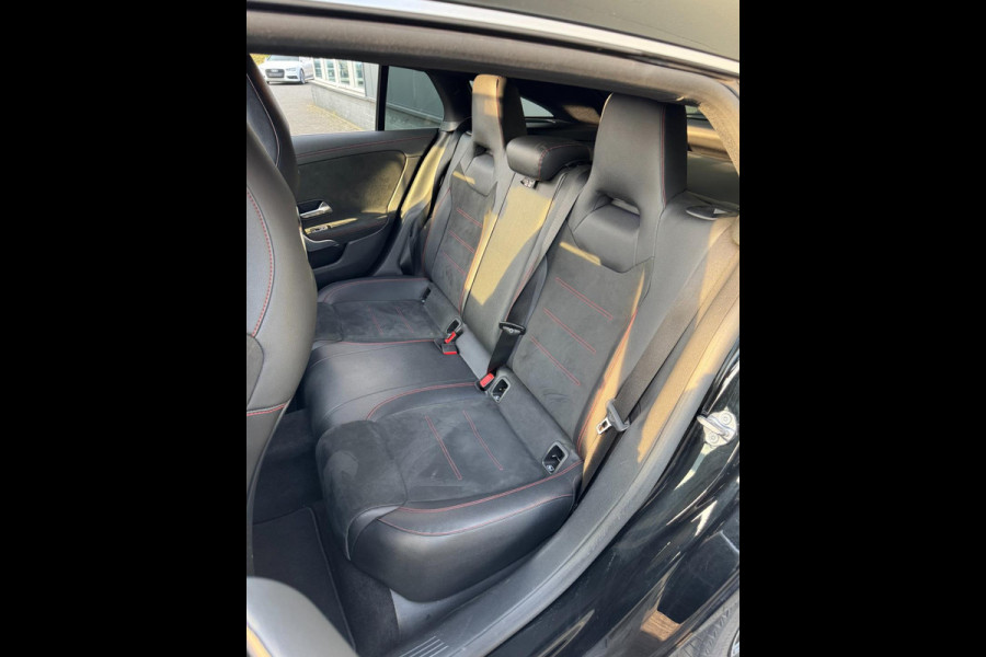 Mercedes-Benz CLA-Klasse Shooting Brake 180 AMG/Led/Pano/Sfeer/Cam/