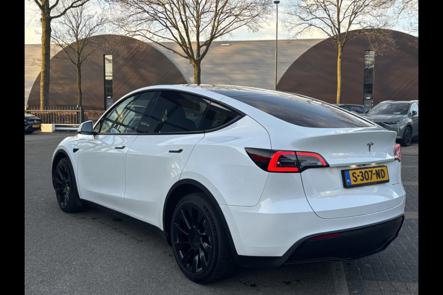 Tesla Model Y Long Range AWD 75 kWh ORIG. NL. NAP KM. | AUTOPILOT | TESLA GARANTIE T/M 3-2027