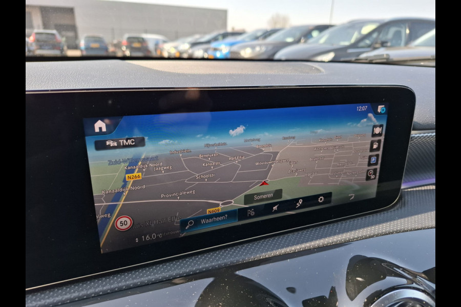 Mercedes-Benz A-Klasse 250 e Plug in Hybrid PHEV | Widescreen Navi | Sfeerverlichting | Apple Carplay | Sportstoelen Verwarmd | Navigatie | DAB | Cruise Control |