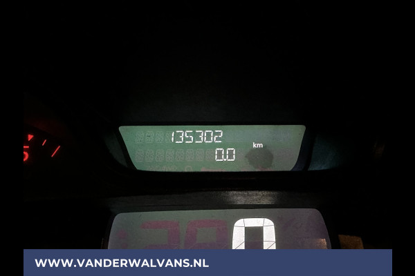 Renault Trafic 1.6 dCi 126pk L2H1 Euro6 Airco | Navigatie | Trekhaak | Cruisecontrol | Parkeersensoren Bijrijdersbank