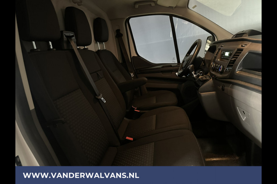 Ford Transit Custom 2.0 TDCI 130pk L2H1 Euro6 Airco | Cruisecontrol | Verwarmde voorruit Parkeersensoren, Bijrijdersbank, 2800kg trekvermogen