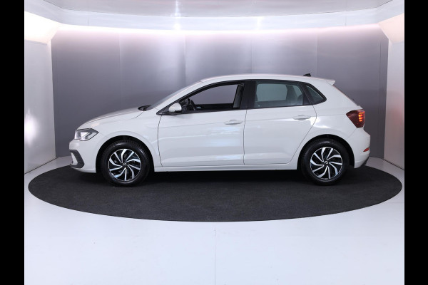 Volkswagen Polo 1.0 TSI Life 95 pk | Verlengde garantie | Navigatie via App | Parkeersensoren | Adaptieve cruise control | LED koplampen |