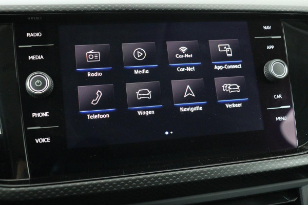 Volkswagen T-Cross 1.0 TSI Life | Stoelverwarming | Carplay | Keyless | Adaptive cruise | Navigatie | Regen-/lichtsensor | DAB | Airco | Side Assist