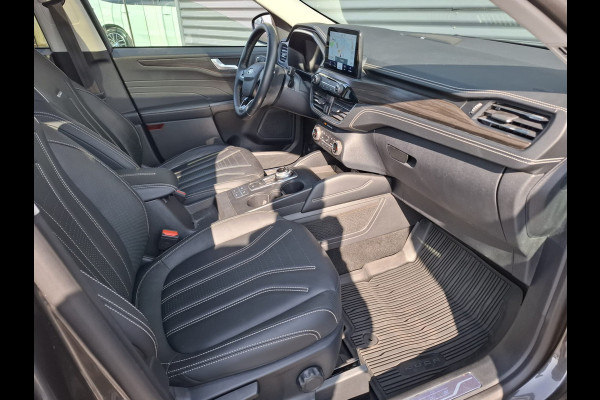 Ford Kuga 2.5 Vignale Plug in Hybrid 225pk PHEV | Panodak | Lederen Sportstoelen Memory | Bang & Olufsen | Adaptive Cruise | L.M. 20" | Apple Carplay | Virtual | Navigatie | Camera | DAB |