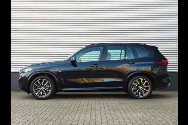 BMW X5 xDrive50e M-Sport - Pano - Trekhaak - Head-up - Driving Ass Prof - Harman Kardon