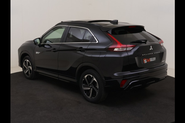 Mitsubishi Eclipse Cross PHEV Prestige AUTOMAAT CARPLAY | LEER | SCHUIFDAK | ADAPTIVE!