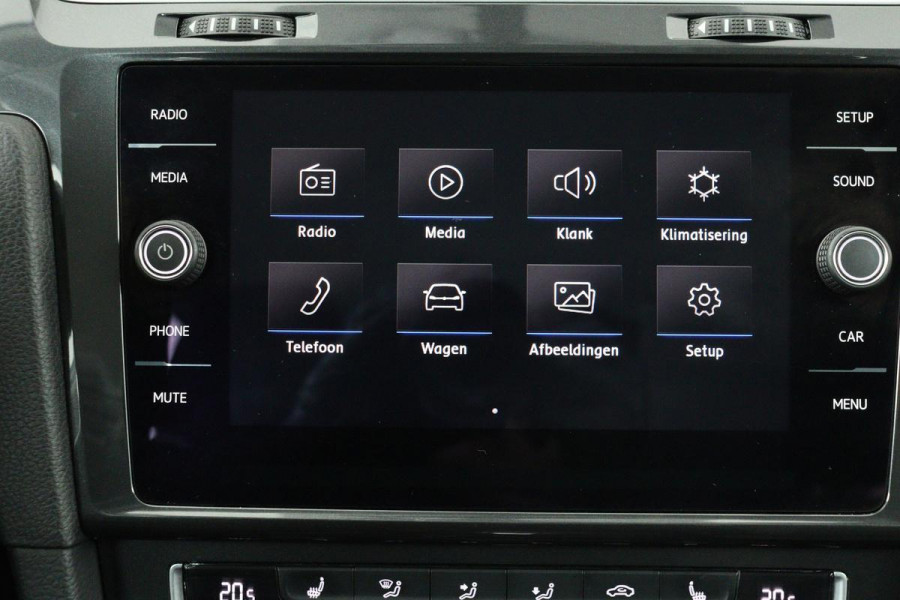 Volkswagen Golf 1.0 TSI Comfortline | Trekhaak | Stoelverwarming | Massage | Climate control | PDC | Cruise control