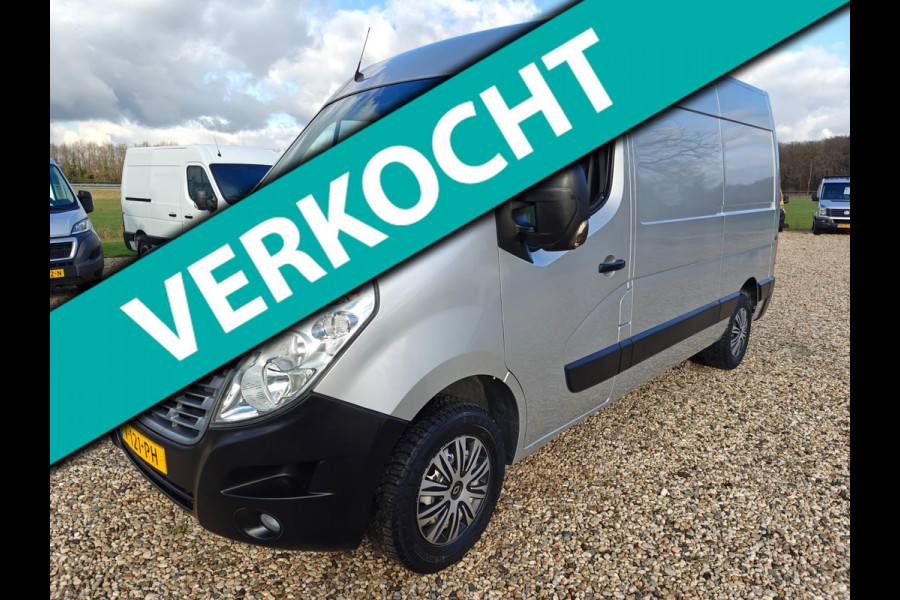 Renault Master T35 2.3 dCi L2H2 Energy , Euro 6 , 1e eig. 170 PK , Camera , Navi , in pracht staat.