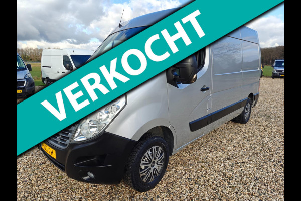 Renault Master T35 2.3 dCi L2H2 Energy , Euro 6 , 1e eig. 170 PK , Camera , Navi , in pracht staat.