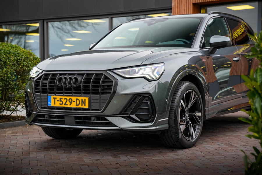 Audi Q3 40 TFSI quattro edition one Panodak Leer 360 Camera Virtual Dash Keyless Stoelverwarming