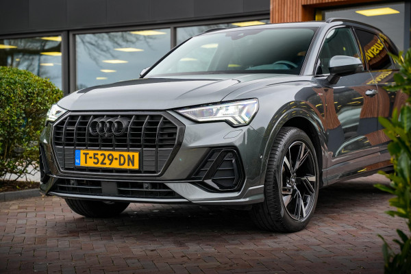 Audi Q3 40 TFSI quattro edition one Panodak Leer 360 Camera Virtual Dash Keyless Stoelverwarming