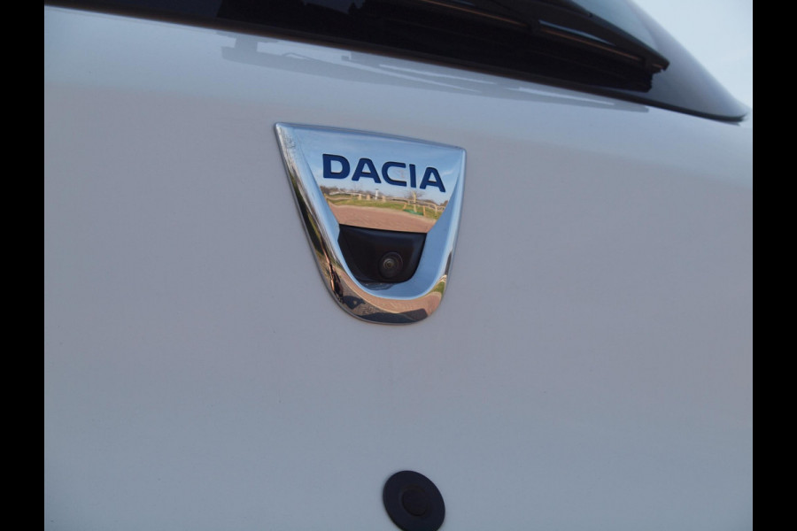 Dacia Spring Comfort Plus (Orange Pack) 27 kWh | Camera | Automaat | DAB | Cruise Control |