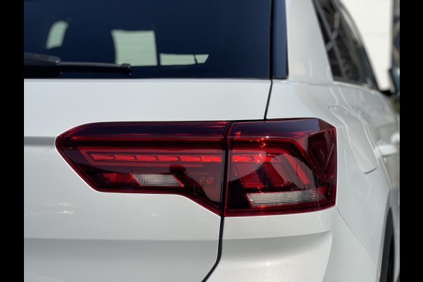 Volkswagen T-Roc 1.5 TSI Sport | CarPlay | Camera | Keyless |  ACC | LED | DAB+ | 18 inch